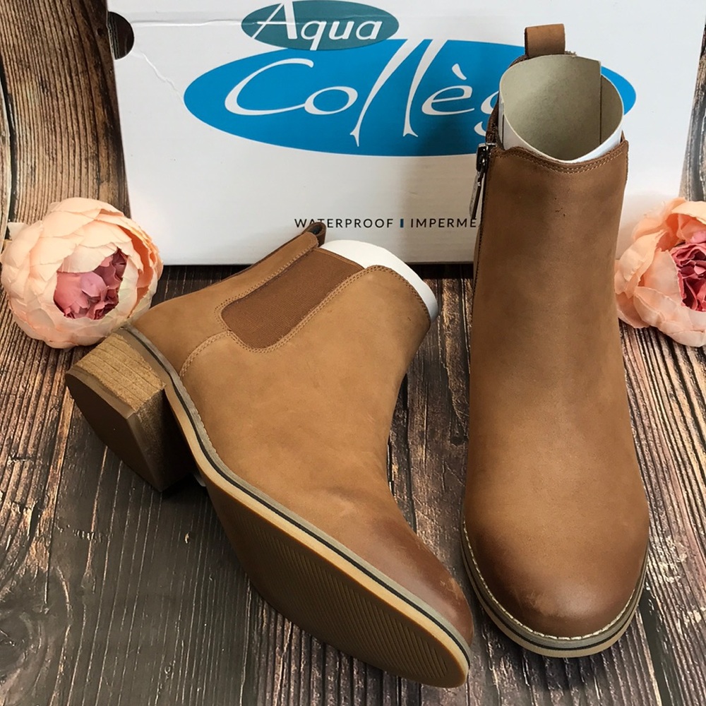 Aqua College Brown Suede  Booties 8.5M